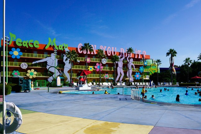 Pop Century pool